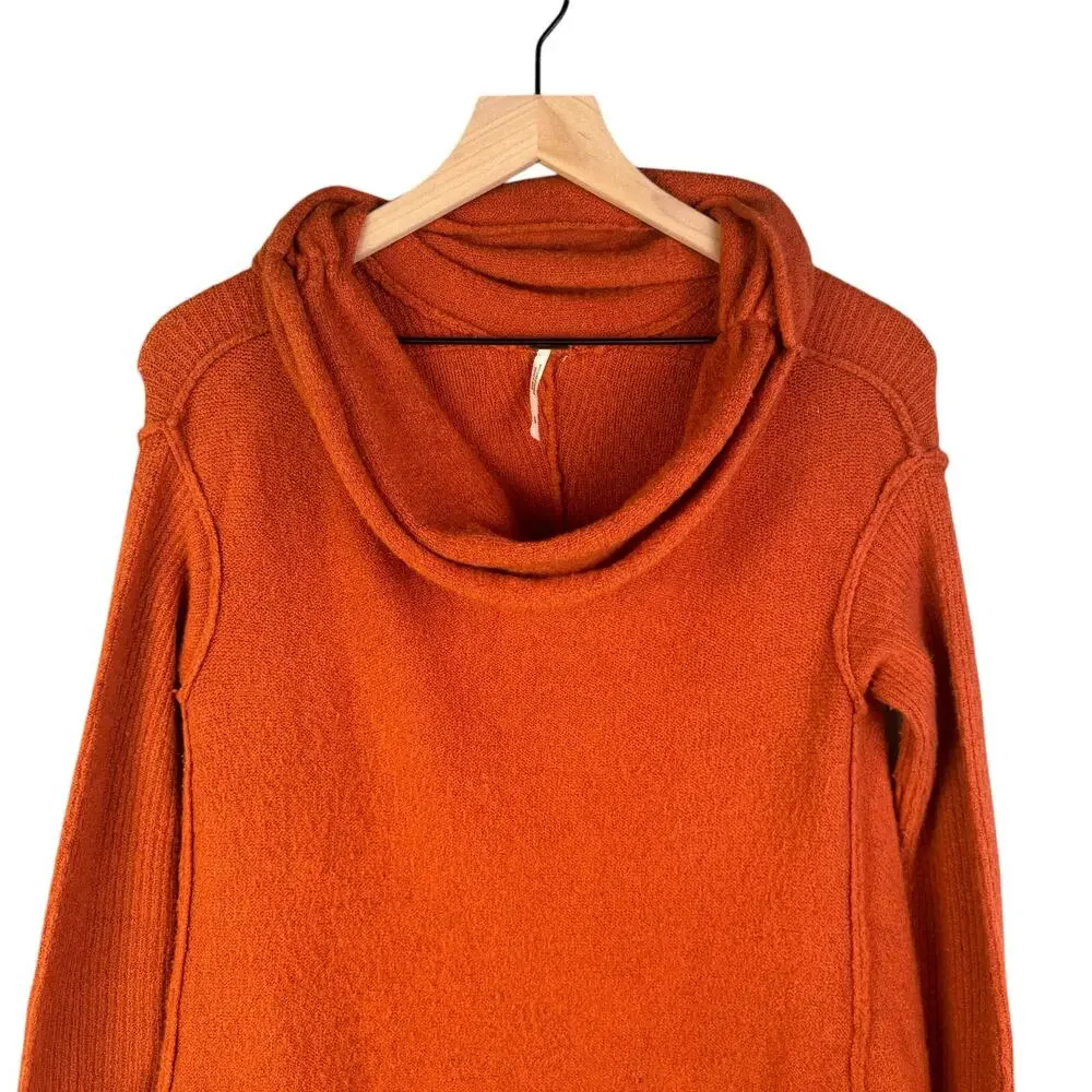 Free People Strawberry Fields Cowl Neck Women‎ Sweater Size Small Oversiz…